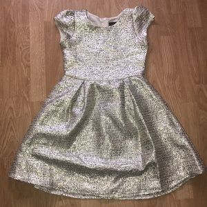 Girls puffy gold dress